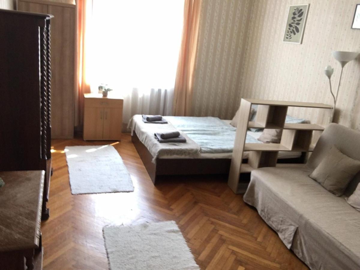 Cozy Flat At Stadionok M Station Budapest Exteriör bild