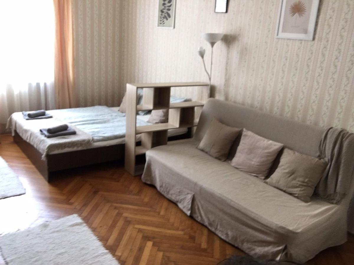 Cozy Flat At Stadionok M Station Budapest Exteriör bild